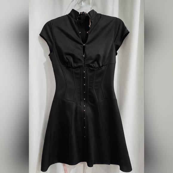 House Of CB Carmina Black Satin Fluted Corset Mini Dress S NWT - Picture 6 of 9
